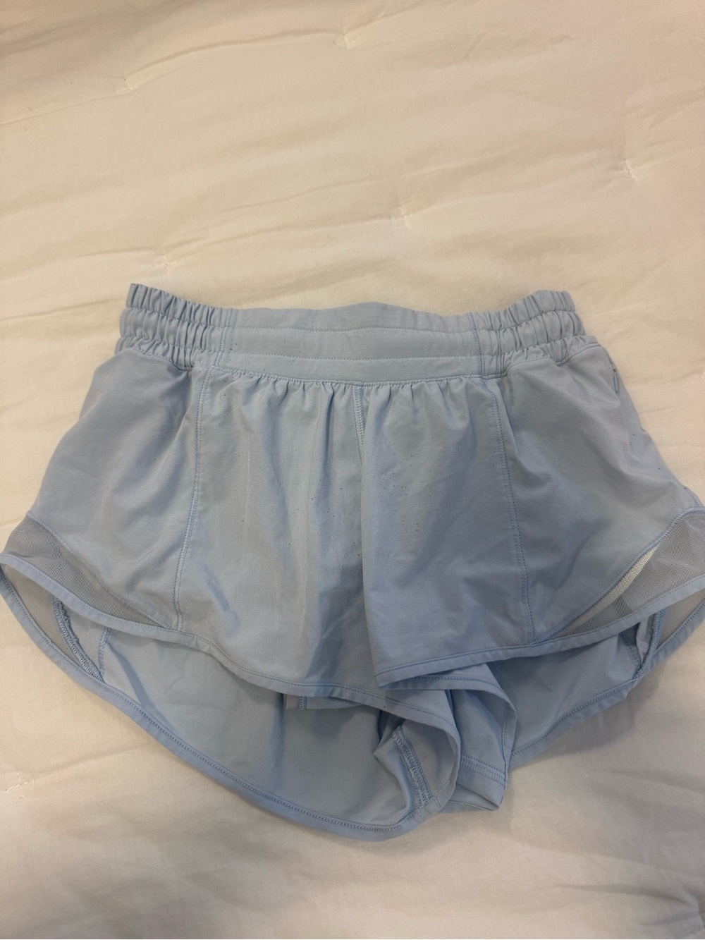 Lululemon Hotty Hot Low-Rise Shorts 2.5” in Blue Linen Size 4